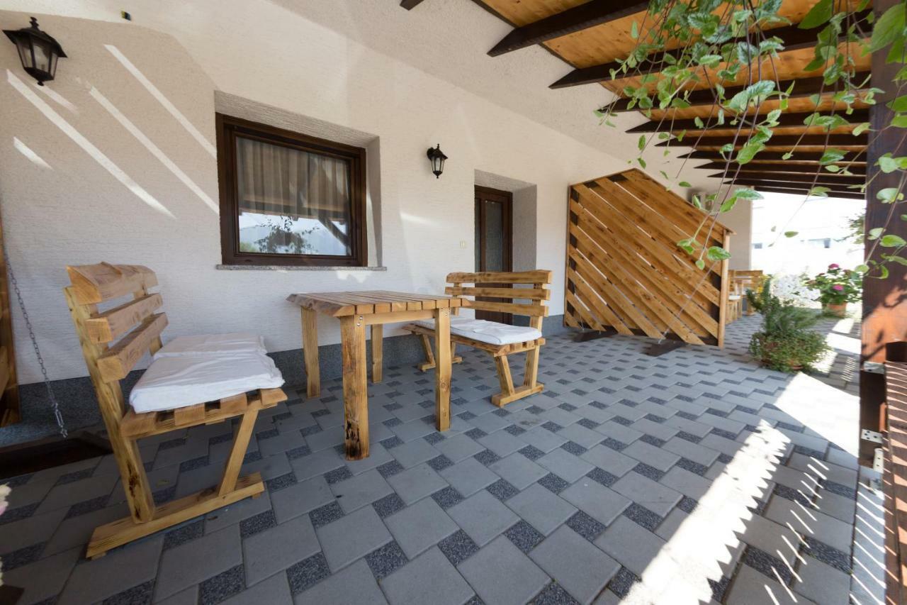 Studio Apartments Plitvice Lacus 科雷尼察 外观 照片