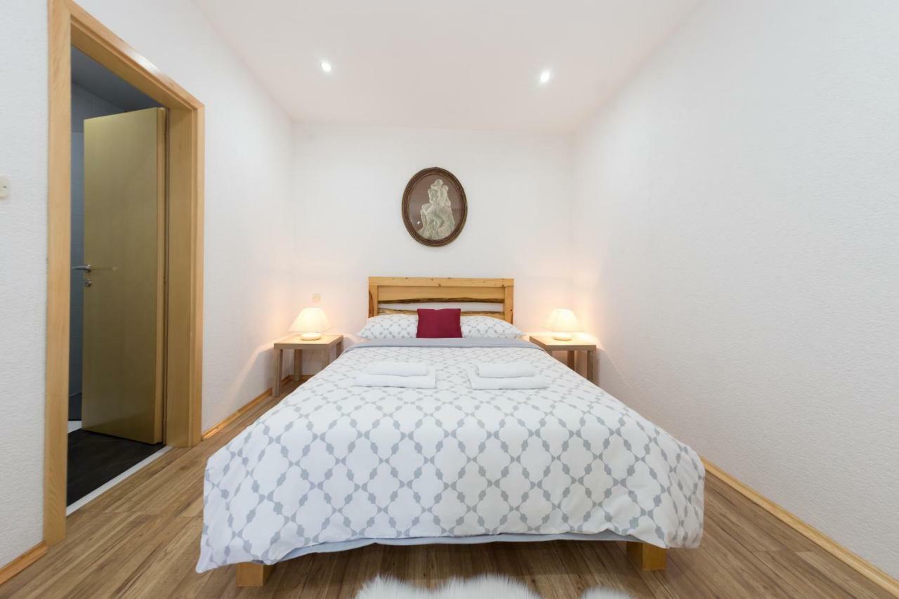 Studio Apartments Plitvice Lacus 科雷尼察 外观 照片