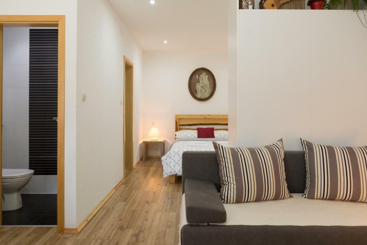 Studio Apartments Plitvice Lacus 科雷尼察 外观 照片
